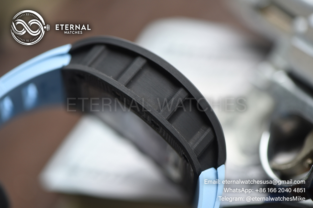 RICHARD MILLE - ETERNAL WATCHES ULTRA MOD 99.9% RM055 Bubba Watson NTPT Blue