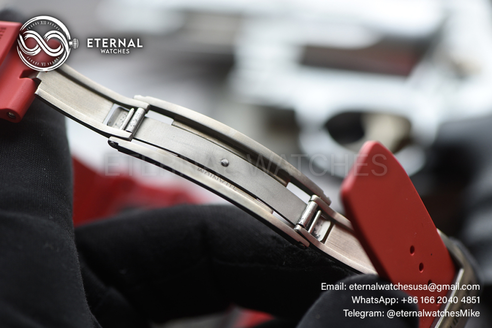 RICHARD MILLE - ETERNAL WATCHES ULTRA MOD RM35-02 Red NTPT