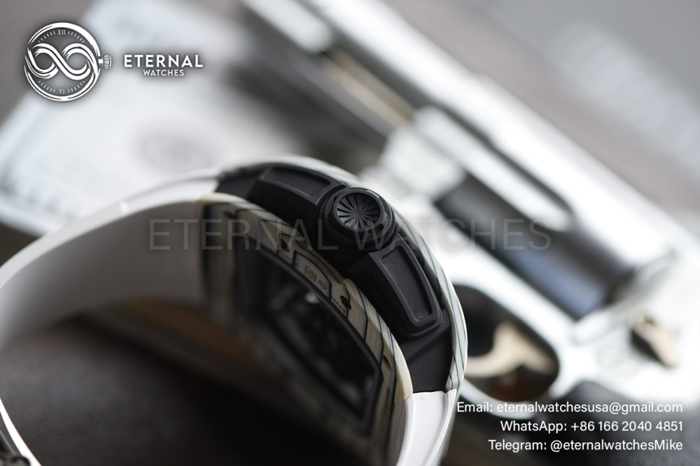 RICHARD MILLE - ETERNAL WATCHES ULTRA MOD 99% RM61-01 White NTPT