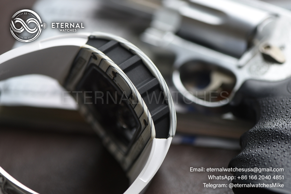 RICHARD MILLE - ETERNAL WATCHES ULTRA MOD 99% RM61-01 White NTPT