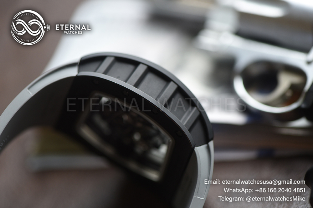 RICHARD MILLE - ETERNAL WATCHES ULTRA MOD 99% RM35-01 Black Ceramic Grey