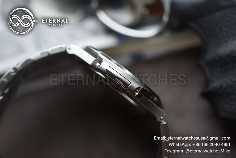 PATEK PHILIPPE - ETERNAL WATCHES ULTRA MOD Nautilus 5711 White Dial