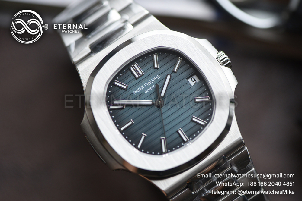 PATEK PHILIPPE - ETERNAL WATCHES ULTRA MOD Nautilus 5711 Blue Dial