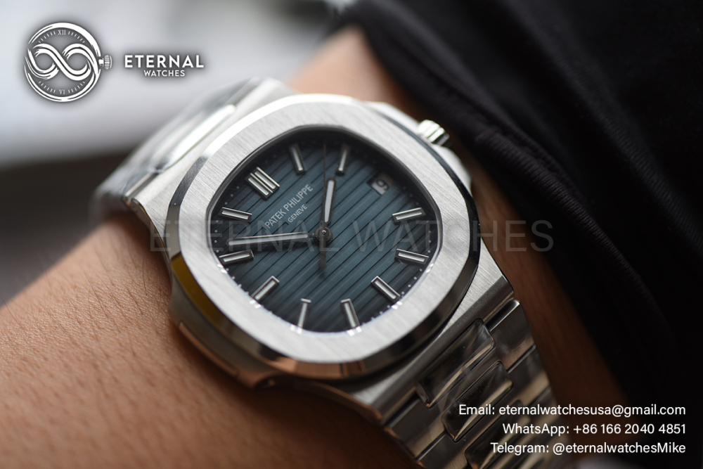 PATEK PHILIPPE - ETERNAL WATCHES ULTRA MOD Nautilus 5711 Blue Dial