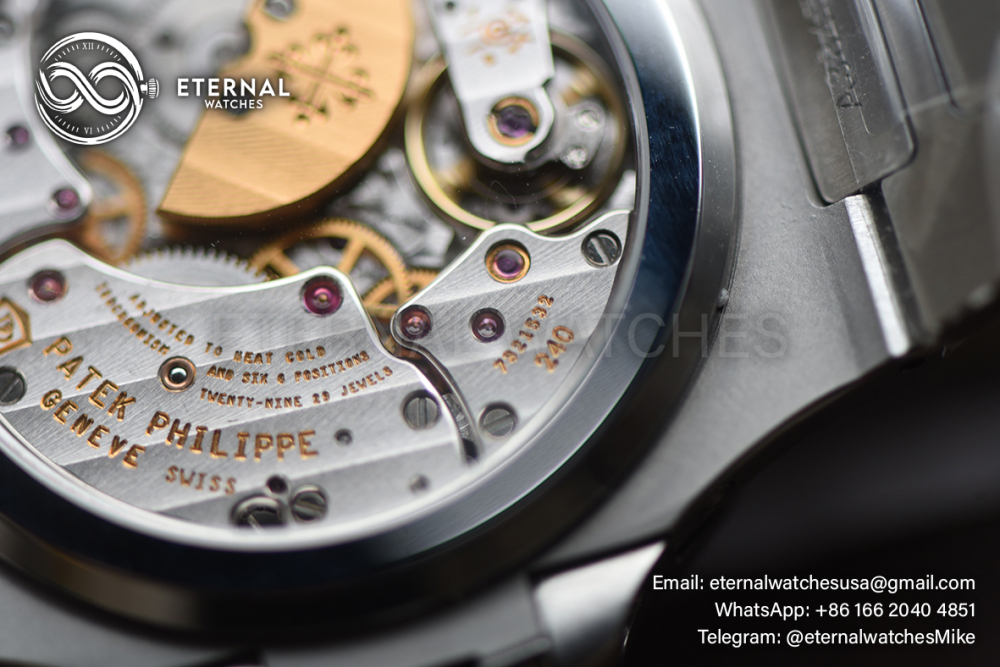 PATEK PHILIPPE - SUPER CLONE Nautilus 40mm 5712 SS/SS Blue/Stk UMI A240