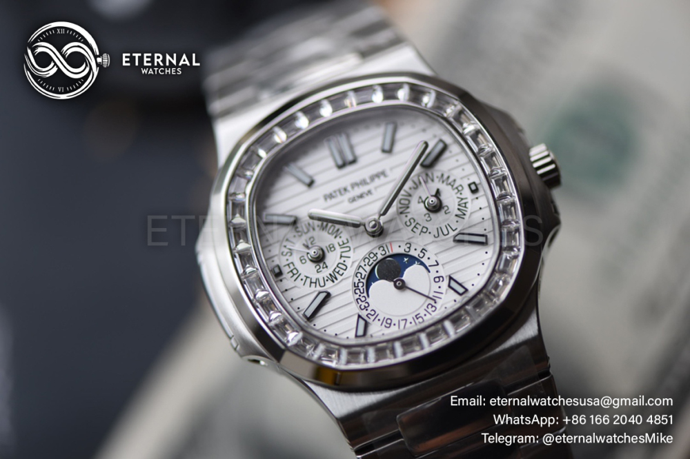 PATEK PHILIPPE - Nautilus 40mm 5740 SS/SS White/Stk diamonds TWF A240