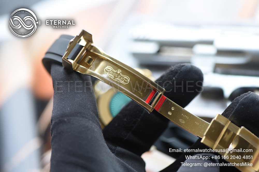 ROLEX - SUPER CLONE Cosmograph Daytona 126518 40mm YG/RU Black/Gold RCF DD4131 (Genuine Weight)