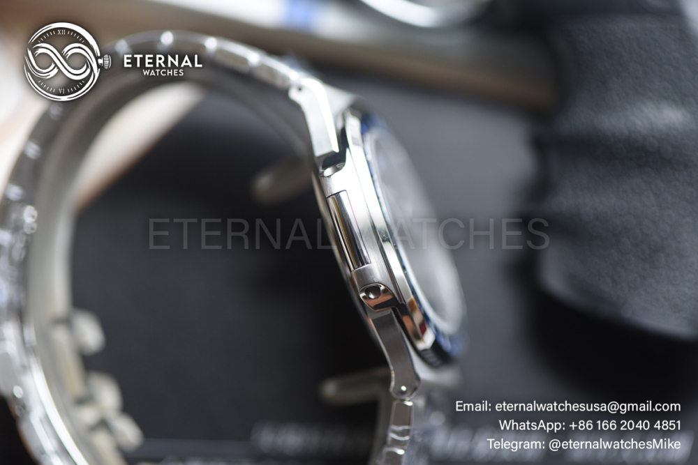 PATEK PHILIPPE - SUPER MOD Nautilus 5711 40mm SS/SS Blue Gems (SW Dial)
