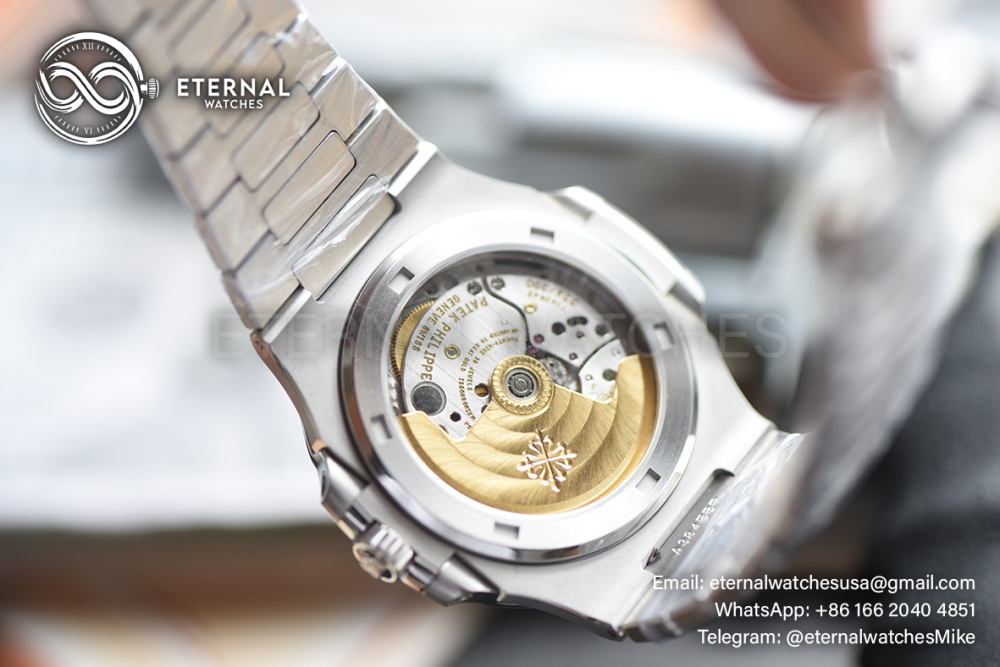 PATEK PHILIPPE - SUPER MOD Nautilus 5711 40mm SS/SS Blue Gems (SW Dial)