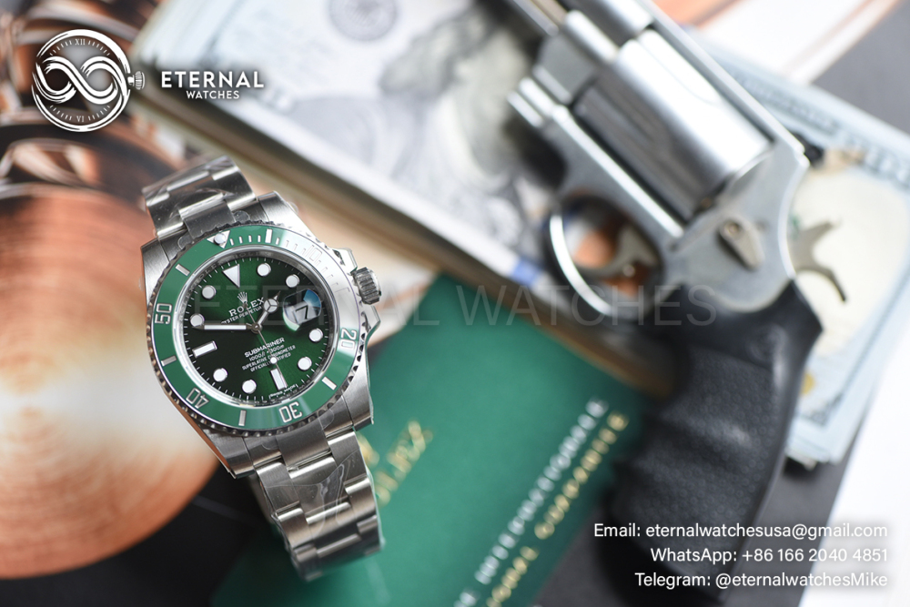 ROLEX - SUPER CLONE Submariner 116610LV Hulk 40mm SS/SS Green Dial VSF VS3135