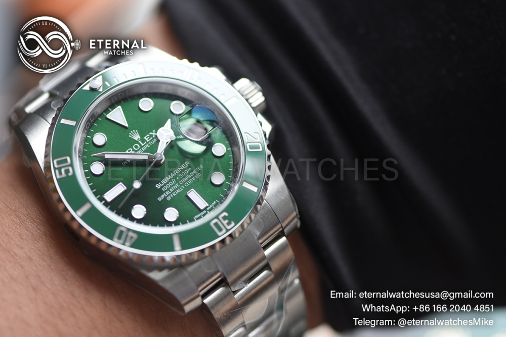 ROLEX - SUPER CLONE Submariner 116610LV Hulk 40mm SS/SS Green Dial VSF VS3135