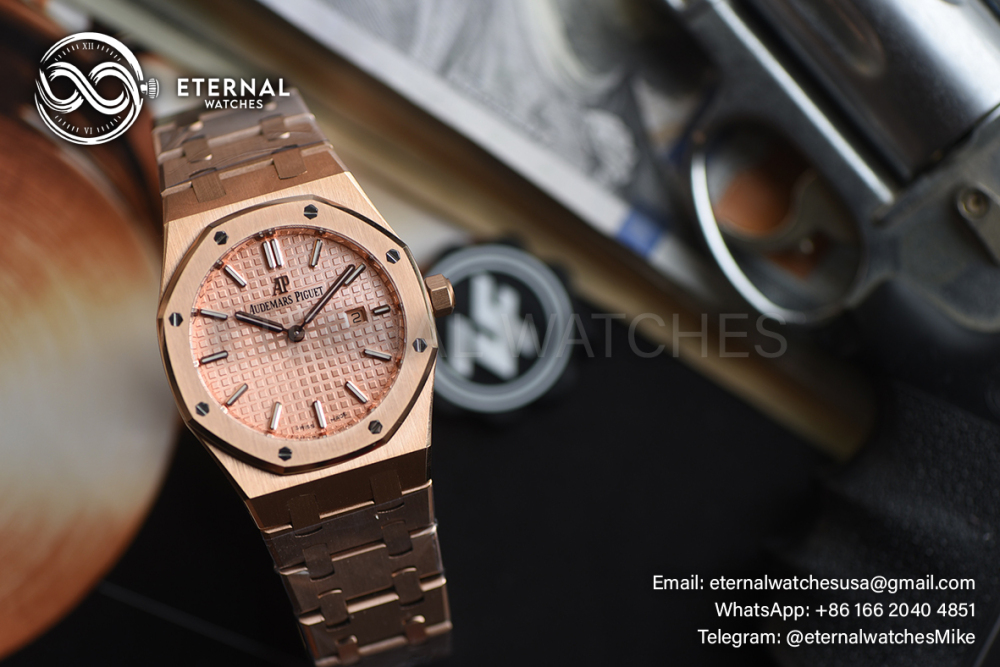 AUDEMARS PIGUET - SUPER CLONE Royal Oak Ladies 67650 33mm RG/RG Gold ZF Swiss Qtz