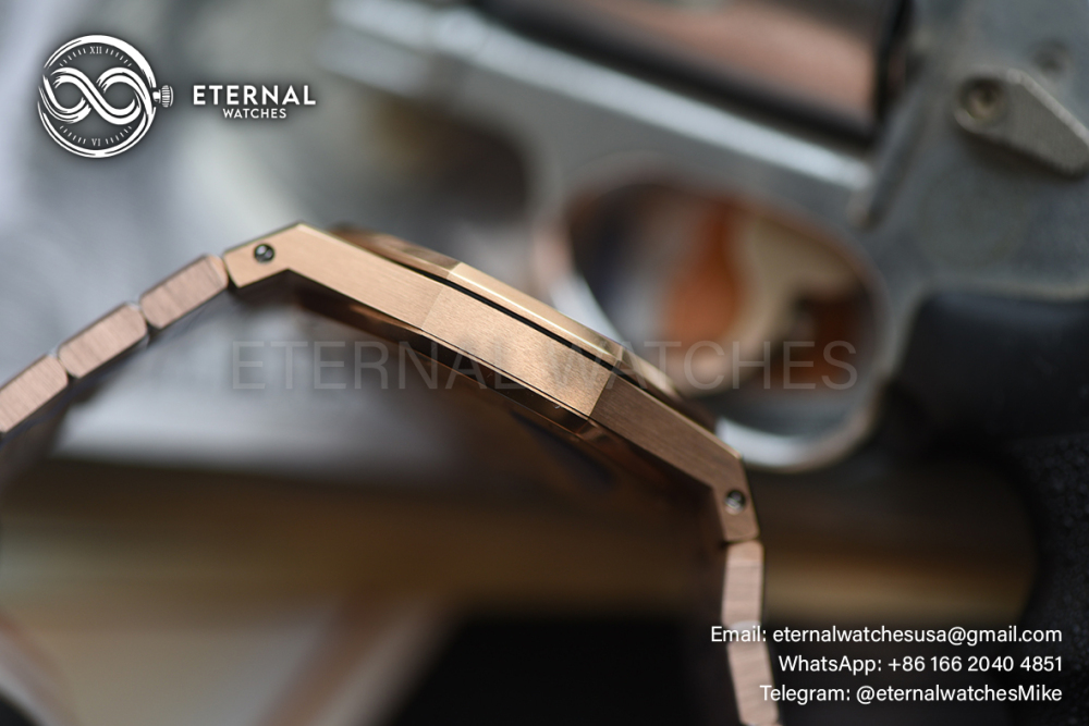 AUDEMARS PIGUET - SUPER CLONE Royal Oak Ladies 67650 33mm RG/RG Gold ZF Swiss Qtz