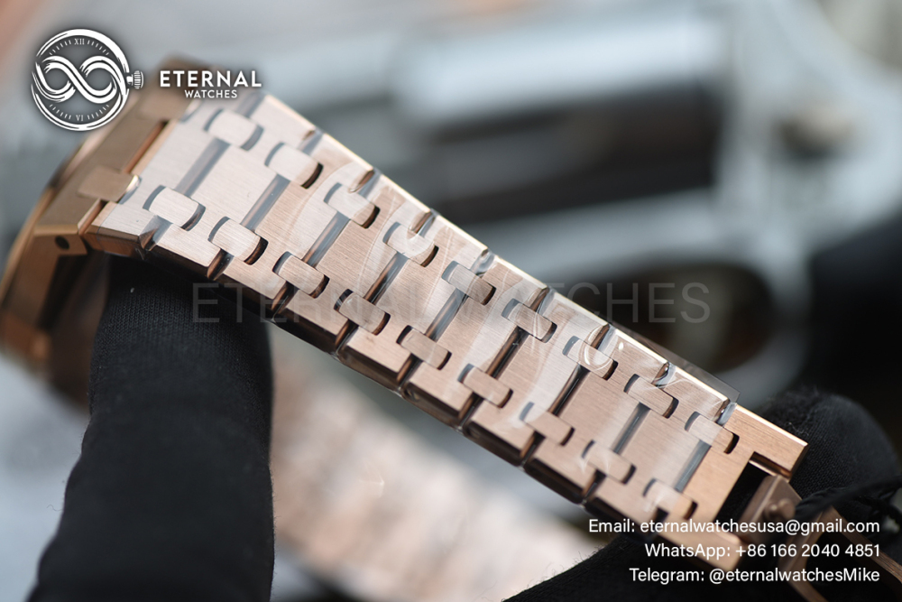 AUDEMARS PIGUET - SUPER CLONE Royal Oak Ladies 67650 33mm RG/RG Gold ZF Swiss Qtz