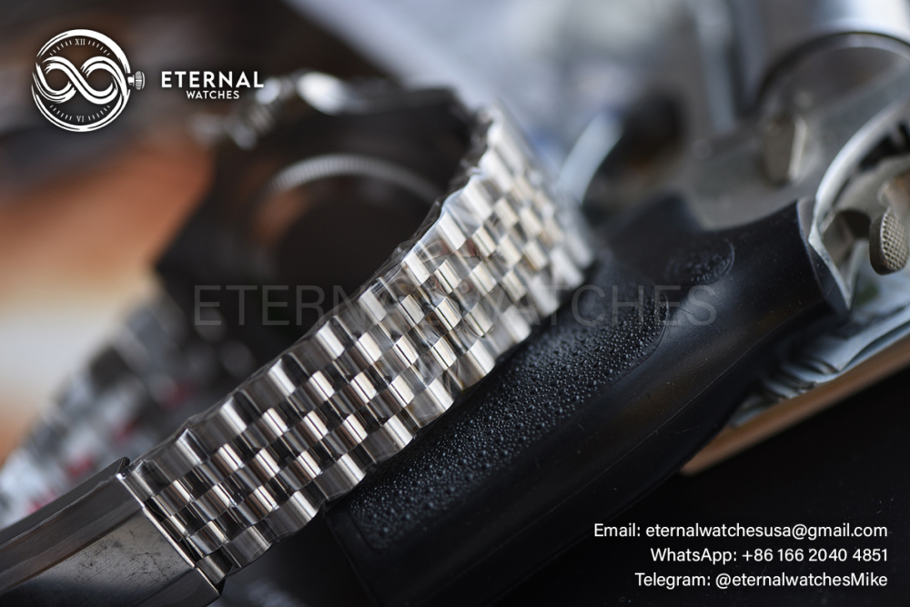 ROLEX - SUPER CLONE GMT Master II 126710 Pepsi Jubilee 40mm SS/SS Black VSF V3 DD3285