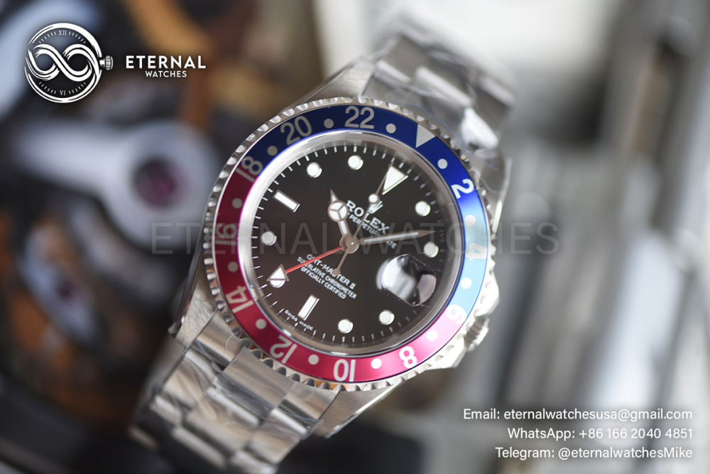 ROLEX - Vintage GMT Master II 126710 Pepsi Oyster 40mm SS/SS Black 3255
