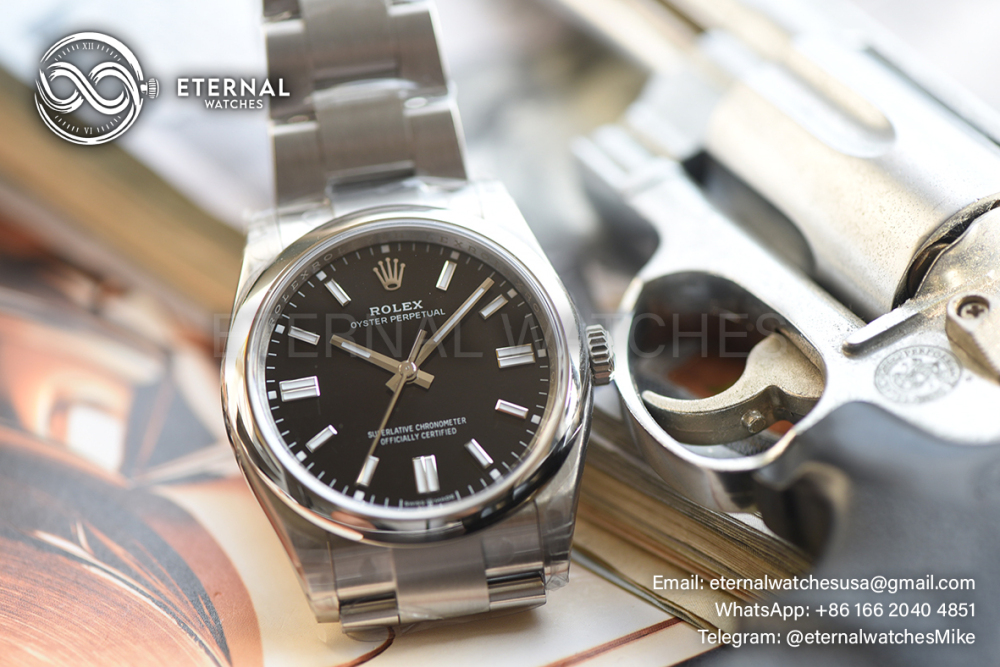 ROLEX - SUPER CLONE Oyster Perpetual 126000 36mm SS/SS Black Dial VSF VS3230