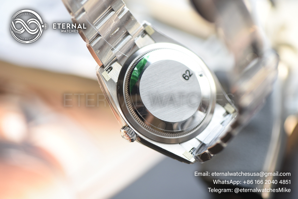 ROLEX - SUPER CLONE Oyster Perpetual 126000 36mm SS/SS Black Dial VSF VS3230