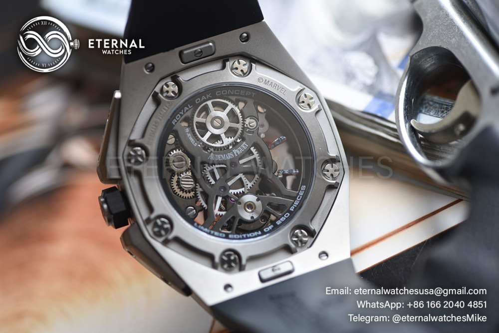 AUDEMARS PIGUET - SUPER CLONE Royal Oak Concept 42mm Spider Man Titanium/RU Tourbillon
