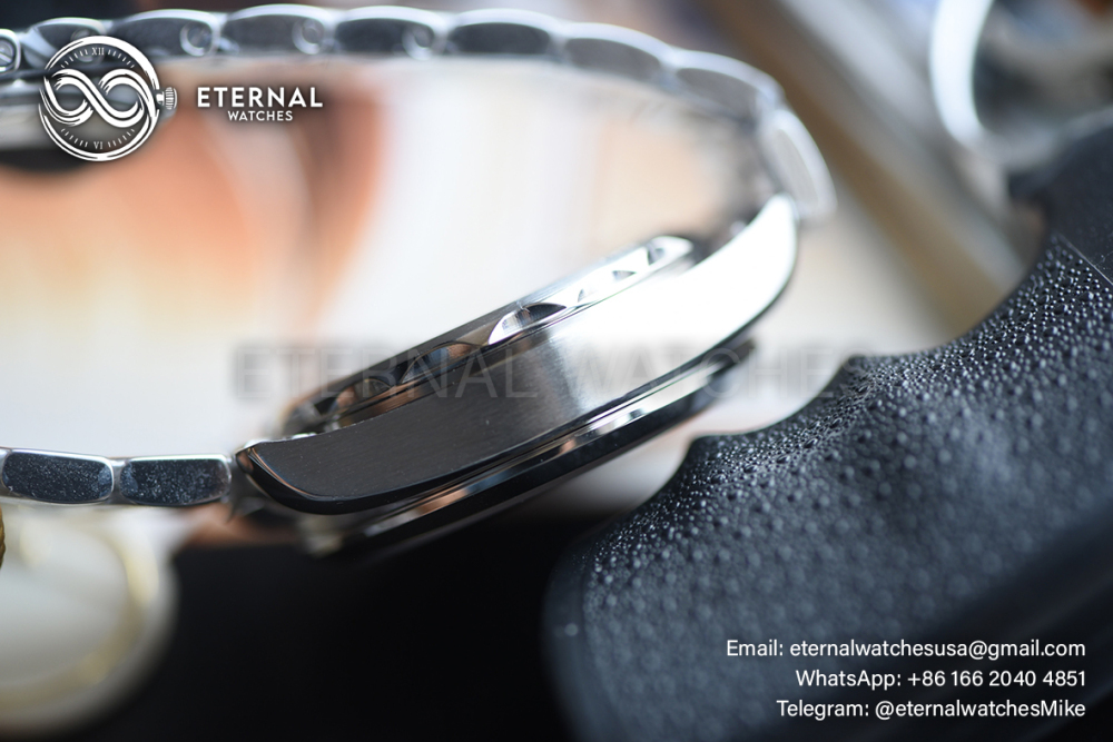 OMEGA - Aqua Terra Shades 34mm SS/SS Black Dial VSF A8800