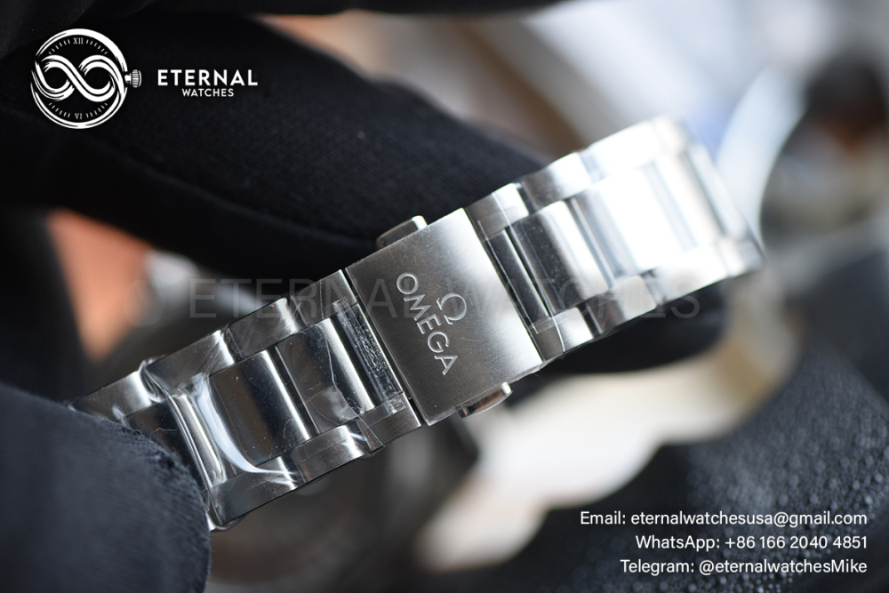 OMEGA - Aqua Terra Shades 34mm SS/SS Black Dial VSF A8800
