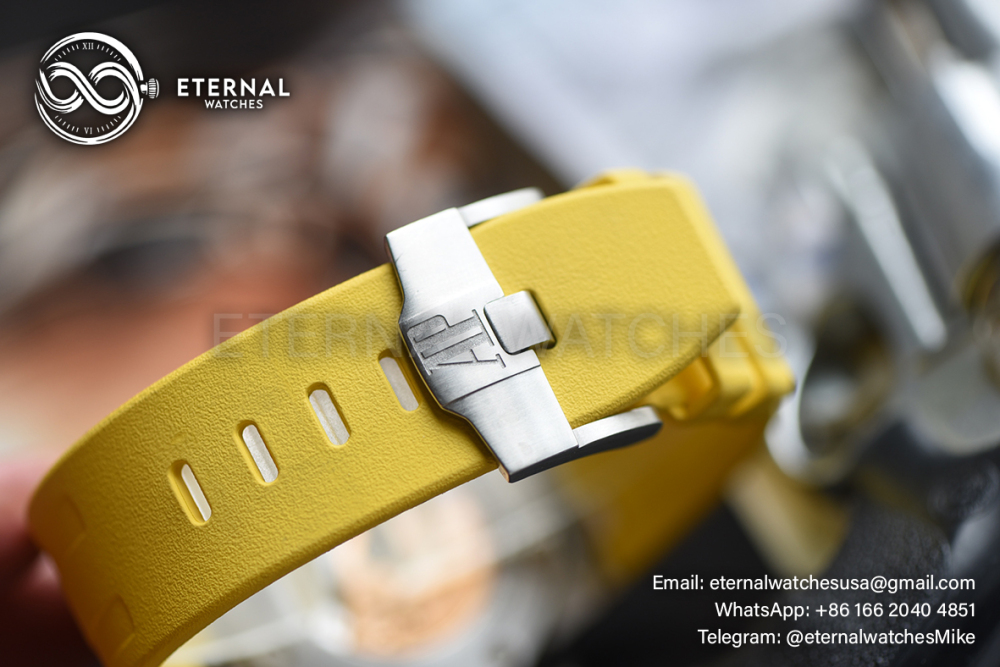 AUDEMARS PIGUET - SUPER CLONE Royal Oak Offshor Diver Chronograph SS/RU Yellow Dial