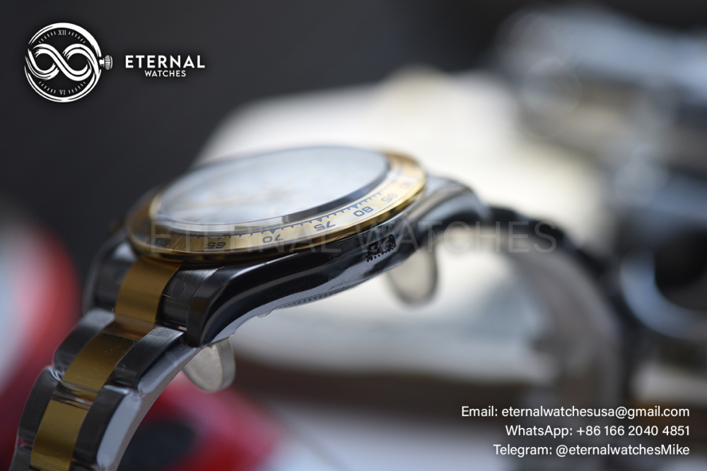 ROLEX - SUPER CLONE Daytona 126503 40mm YG/SS White/Stk VSF DD4131 (Weight Adjusted)
