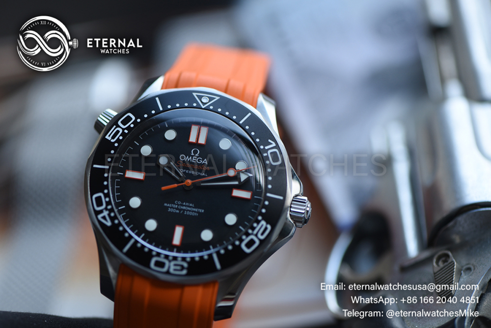 OMEGA - SUPER CLONE Seamaster 300m 42mm SS/RU Black Dial VSF VS8806