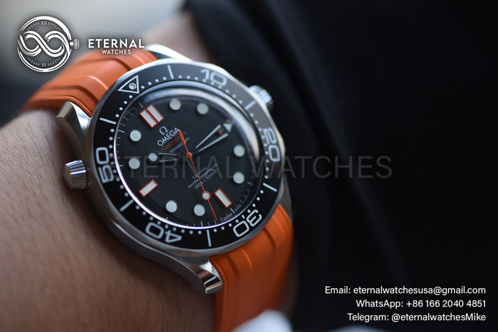 OMEGA - SUPER CLONE Seamaster 300m 42mm SS/RU Black Dial VSF VS8806