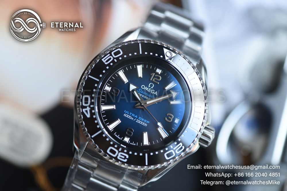 OMEGA - SUPER CLONE Planet Ocean Ultra Deep 45.5mm SS/SS Blue Ombre Dial (Original Set)