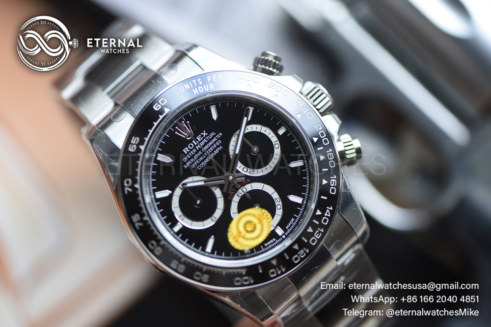 ROLEX - SUPER CLONE Daytona 126500 40mm SS Black Dial VSF DD4131 (Free Sprung)