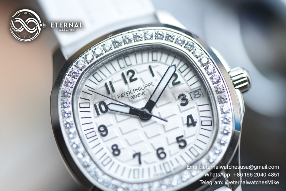 PATEK PHILIPPE - Aquanaut Ladis 5067A 35.6mm Dia SS/RU White Dial ZF Quartz