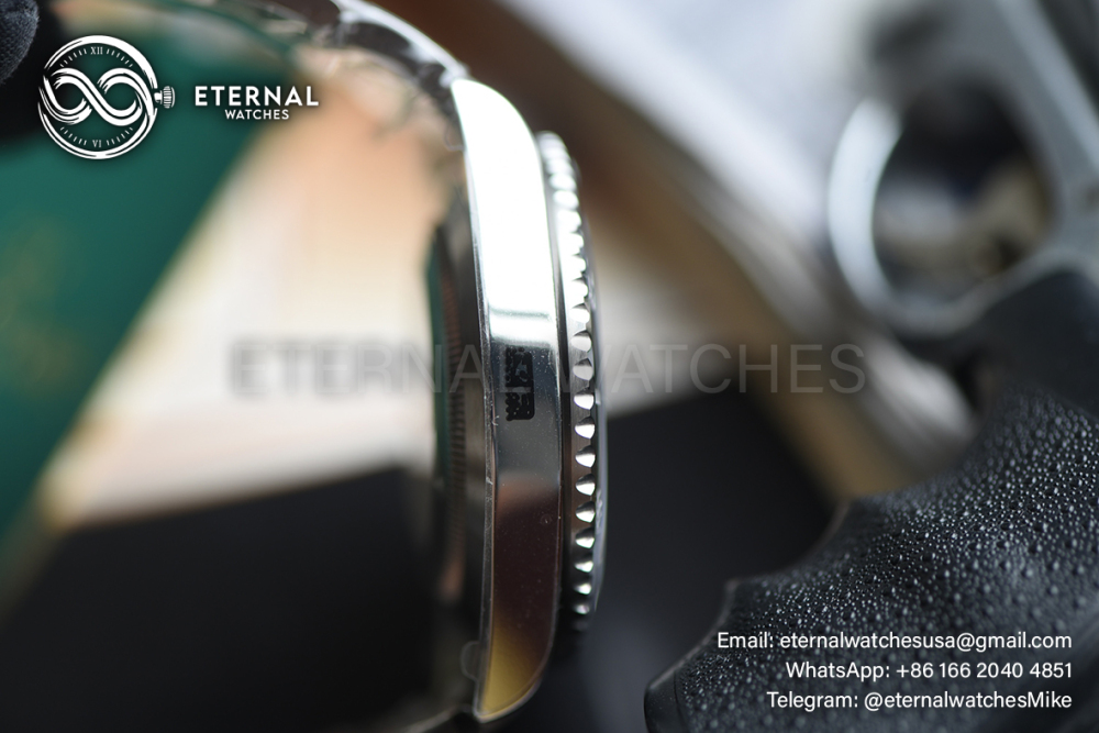 ROLEX - SUPER CLONE Submariner 124060LN 41mm No Date Black Dial VSF VS3230