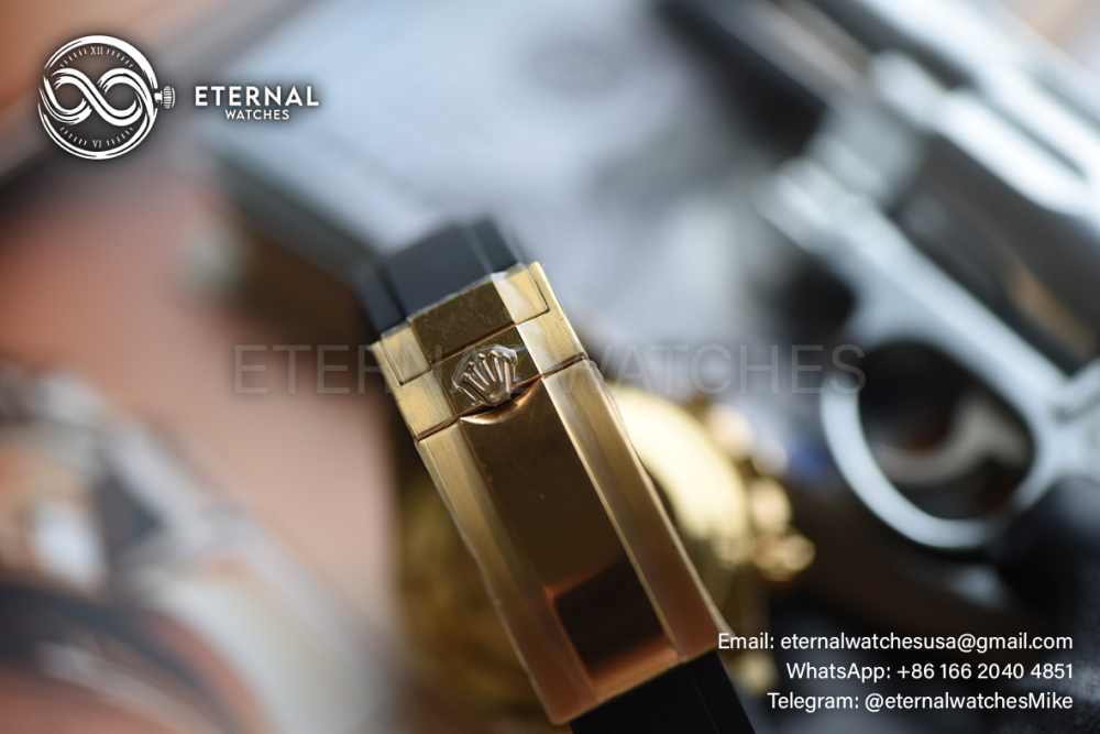 ROLEX - SUPER CLONE Daytona 126518 40mm YG/RU Gold/Stk VSF V2 DD4131 (Weight Adjusted)