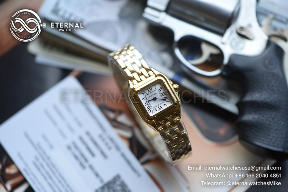 CARTIER - Panthere De Cartier Ladies 27mm YG/YG White Dial
