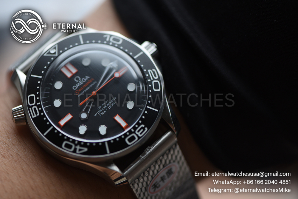 OMEGA - SUPER CLONE Seamaster 300m 42mm SS/SS Black Dial ORF OR8806 (Free Sprung)