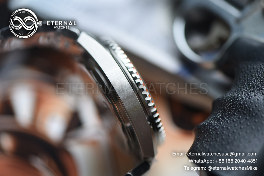 OMEGA - SUPER CLONE Planet Ocean 600m 42m SS/SS Black Dial Orange Bezel VSF VS8912
