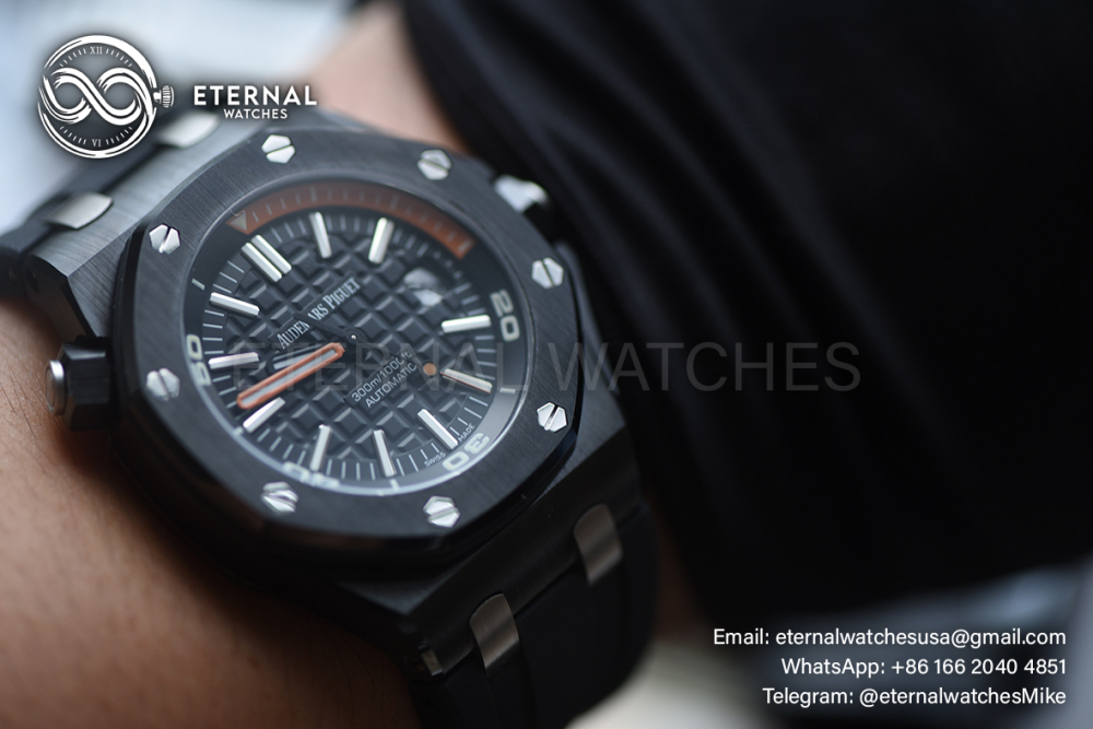 AUDEMARS PIGUET - SUPER CLONE Royal Oak 15707CE Black Ceramic/RU Black Dial JF SA3120