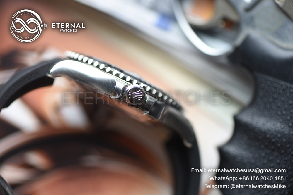 ROLEX - SUPER CLONE Yacht-Master 226659 42mm SS/RU Black/Dot V3 VSF DD3235 (Weight Adjusted)