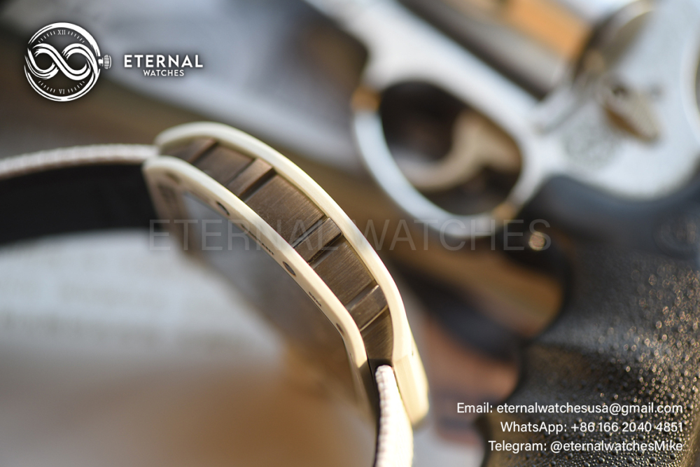 RICHARD MILLE - ETERNAL WATCHES ULTRA MOD RM55-01 White TPT