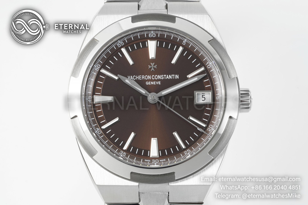 VACHERON CONSTANTIN - Overseas 4500V SS/SS Brown Dial PPF Cal.5100