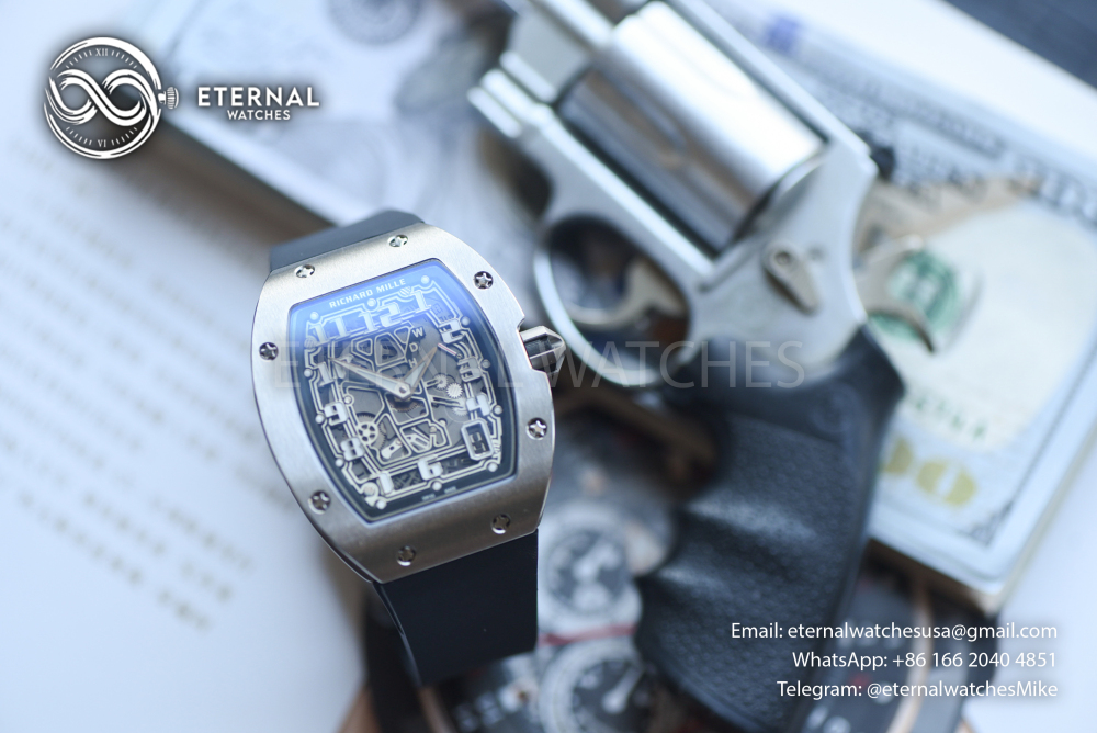 RICHARD MILLE - VAUCHER SUPER CLONE RM67-01 Titanium Automatic Winding Extra Flat