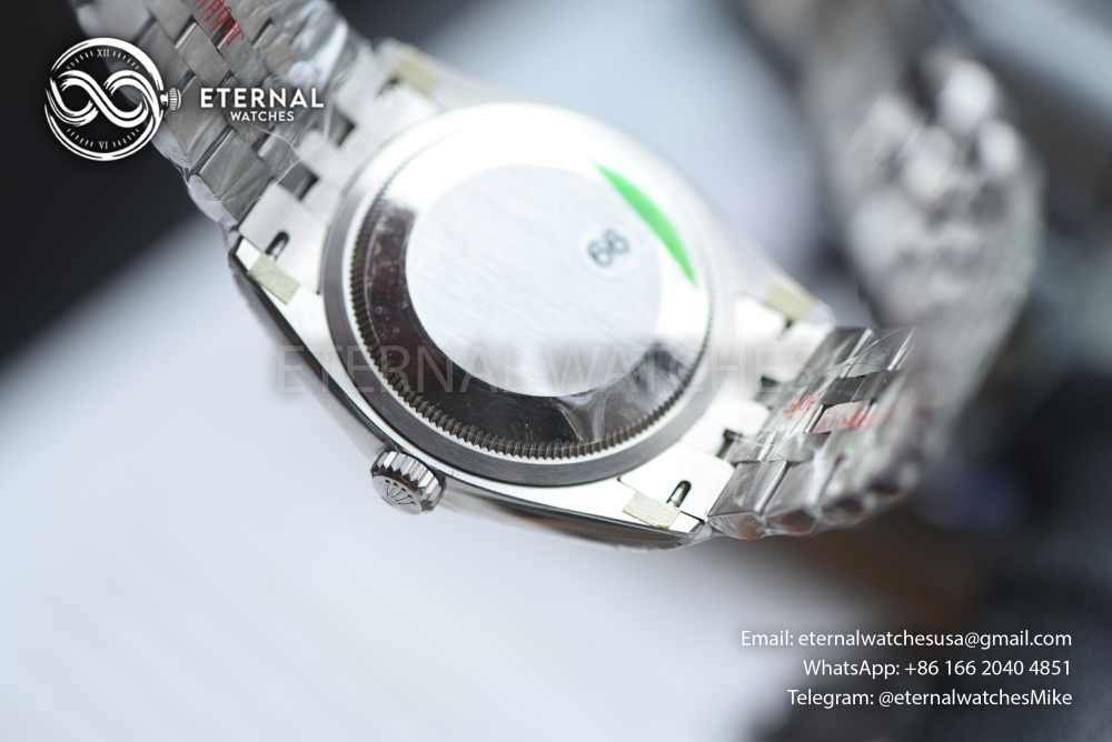 ROLEX - SUPER CLONE DateJust 126234 36mm SS/Stk Silver Dial Fluted V2 VSF 3235 (2026 - Weight Adjusted)