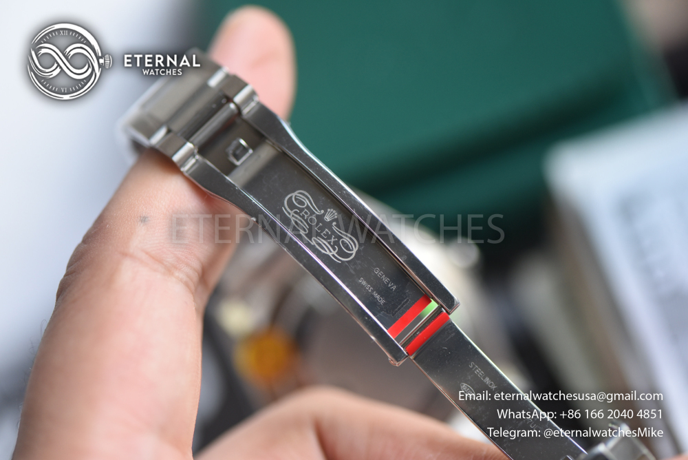ROLEX - SUPER CLONE DateJust 126334 41mm SS/STK Green Dial Fluted V2 VSF 3235 (2026 Free Sprung)