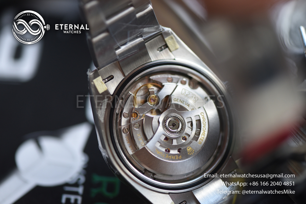 ROLEX - SUPER CLONE DateJust 126334 41mm SS/STK Green Dial Fluted V2 VSF 3235 (2026 Free Sprung)