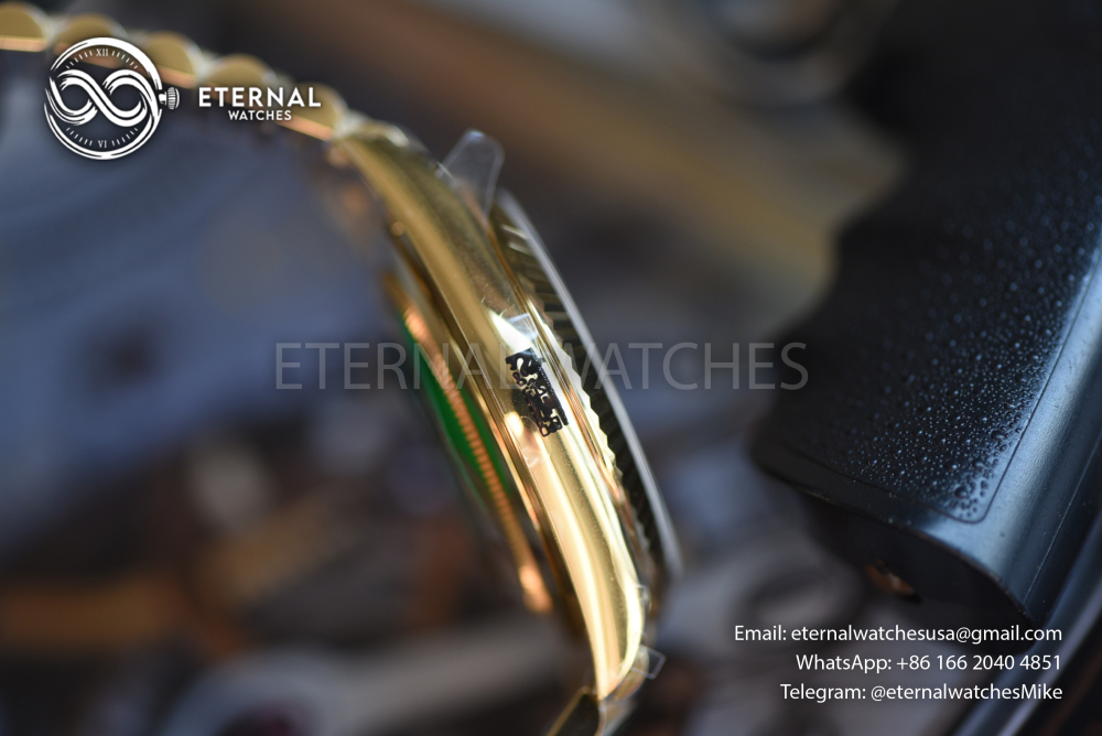 ROLEX - SUPER CLONE DayDate 228238 40mm YG/YG Green Ombre RCF V2 (Weight Adjusted)