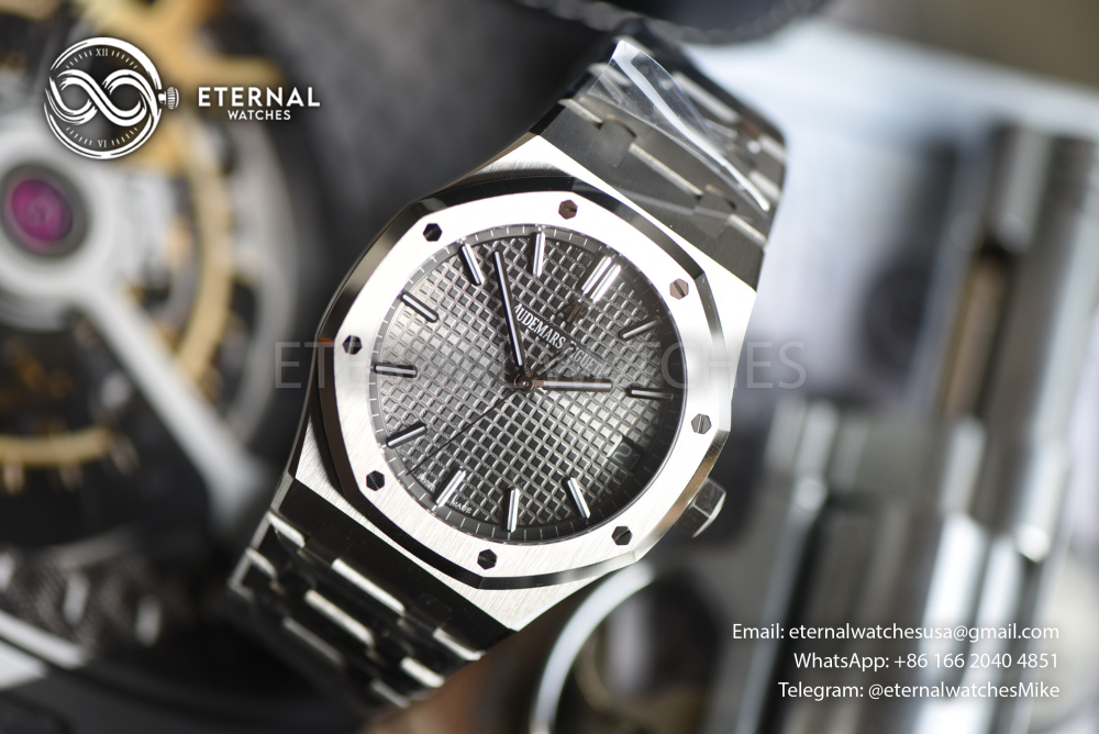 AUDEMARS PIGUET - SUPER CLONE Royal Oak 41mm 15500 SS/SS Grey Dial VSF DD4302