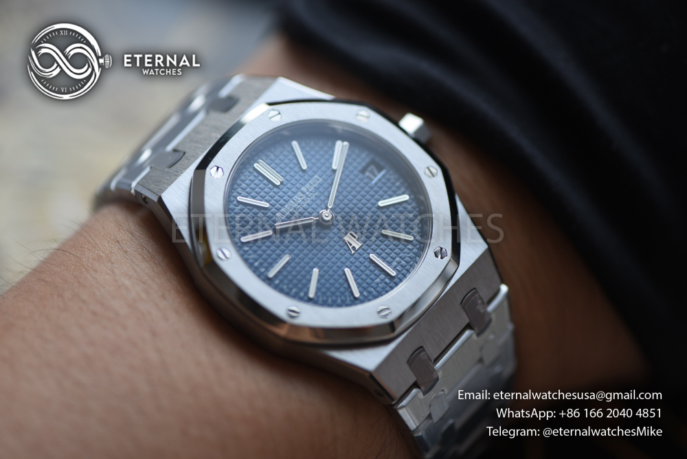 AUDEMARS PIGUET - Royal Oak Jumbo Extra Thin 39mm 16202 SS/SS Blue Dial ZF A7121
