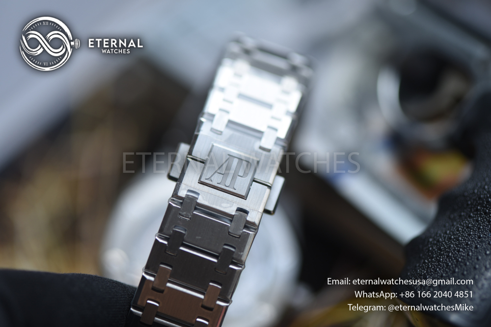 AUDEMARS PIGUET - Royal Oak Jumbo Extra Thin 39mm 16202 SS/SS Blue Dial ZF A7121