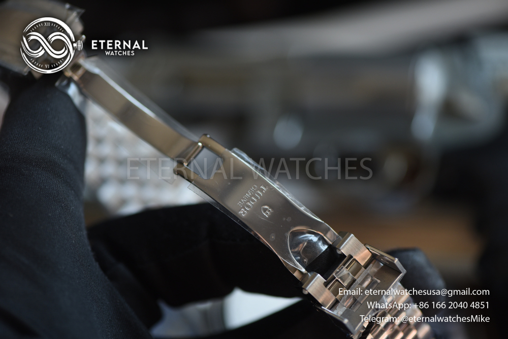 TUDOR - GMT Black Bay SS/SS Black ZF A2836